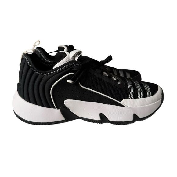Adidas NEW Trae Unlimited Basketball Athletic Sneakers Mens 9.5 Womens 10.5 - Picture 2 of 7